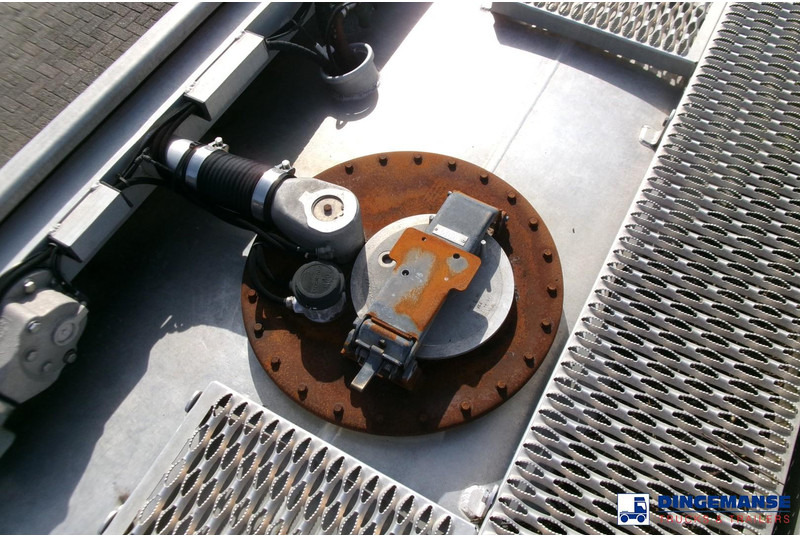 Renault Premium 300 4x2 fuel tank 14.2 m3 / 4 comp on lease Renault Premium 300 4x2 fuel tank 14.2 m3 / 4 comp: picture 19