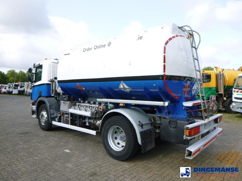 Scania P 230 DB 4x2 RHD fuel tank 12.4 m3 / 4 comp - Tank truck: picture 3 Scania P 230 DB 4x2 RHD fuel tank 12.4 m3 / 4 comp - Tank truck: picture 3