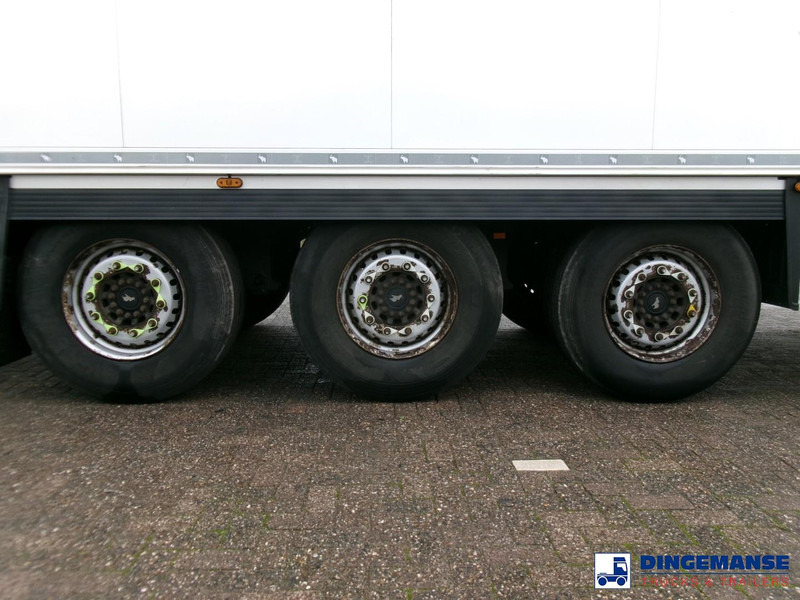 Schmitz Cargobull Frigo trailer + Carrier Vector 1350 - Refrigerator semi-trailer: picture 5 Schmitz Cargobull Frigo trailer + Carrier Vector 1350 - Refrigerator semi-trailer: picture 5