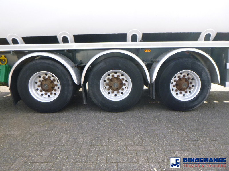 Stokota Fuel tank alu 44.6 m3 / 6 comp - Tank semi-trailer: picture 5 Stokota Fuel tank alu 44.6 m3 / 6 comp - Tank semi-trailer: picture 5