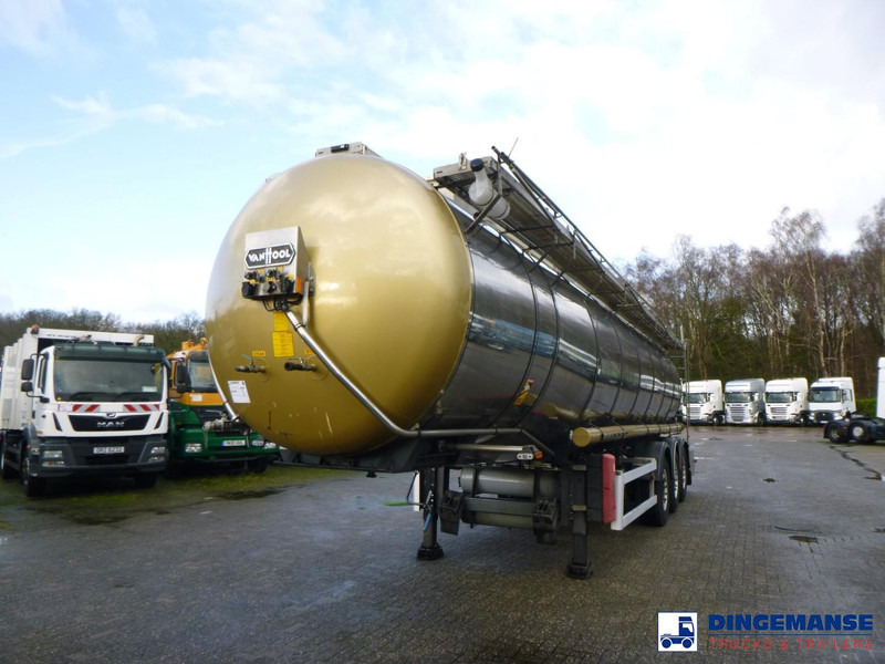Van Hool Chemical tank inox 30 m3 / 1 comp ADR 12/03/2024 - Tank semi-trailer: picture 1 Van Hool Chemical tank inox 30 m3 / 1 comp ADR 12/03/2024 - Tank semi-trailer: picture 1