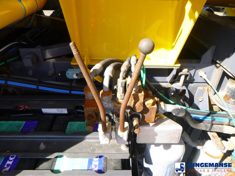 Vacuum truck Volvo FE 300 6X4 Whale vacuum tank 10.2 m3: picture 16 Vacuum truck Volvo FE 300 6X4 Whale vacuum tank 10.2 m3: picture 16