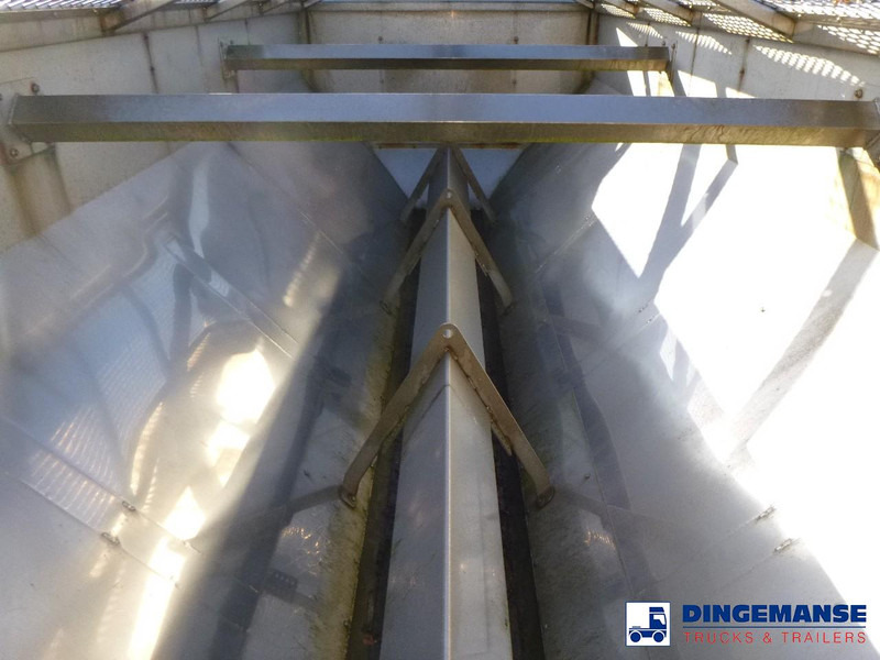 Snow removal vehicle Volvo FE 340 6x4 RHD salt spreader / gritter: picture 14 Snow removal vehicle Volvo FE 340 6x4 RHD salt spreader / gritter: picture 14