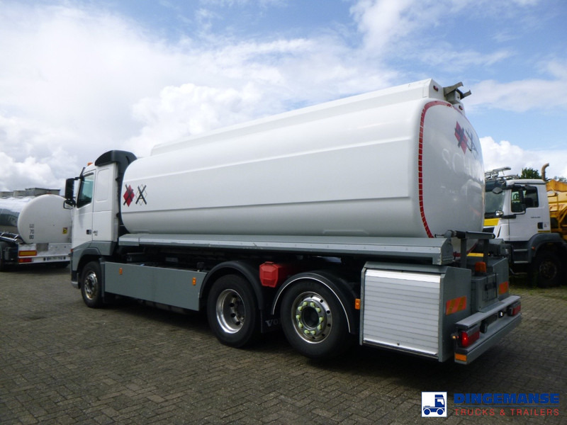 Volvo FH 460 6x2 fuel tank 23.6 m3 / 4 comp - Tank truck: picture 4 Volvo FH 460 6x2 fuel tank 23.6 m3 / 4 comp - Tank truck: picture 4