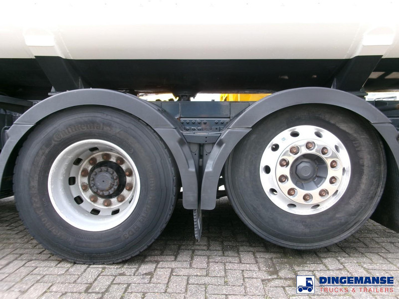 Volvo FM 380 6X2 fuel tank 20.6 m3 / 4 comp on lease Volvo FM 380 6X2 fuel tank 20.6 m3 / 4 comp: picture 19