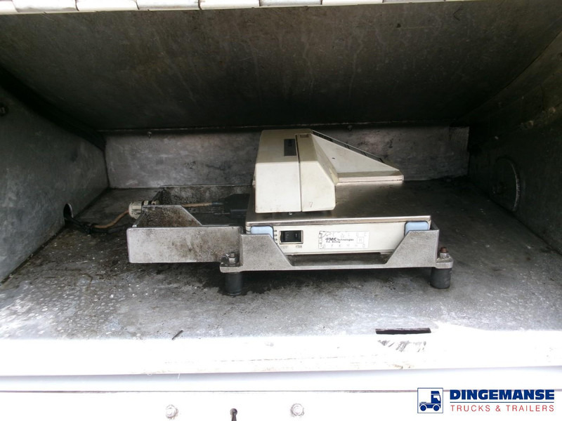 Volvo FM 380 6X2 fuel tank 20.6 m3 / 4 comp on lease Volvo FM 380 6X2 fuel tank 20.6 m3 / 4 comp: picture 16