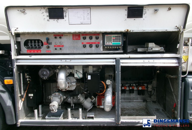 Volvo FM 380 6X2 fuel tank 20.6 m3 / 4 comp on lease Volvo FM 380 6X2 fuel tank 20.6 m3 / 4 comp: picture 11