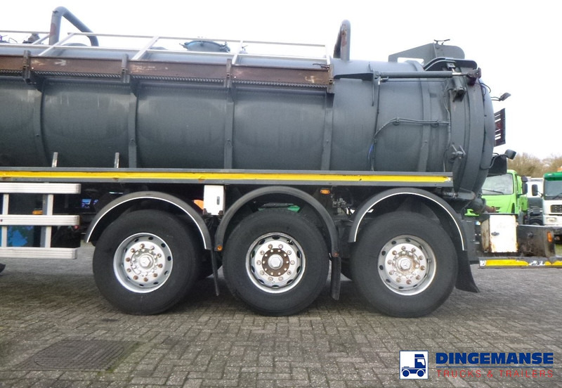 WHALE Vacuum tank inox 30 m3 / 1 comp + pump - Vacuum truck: picture 5 WHALE Vacuum tank inox 30 m3 / 1 comp + pump - Vacuum truck: picture 5