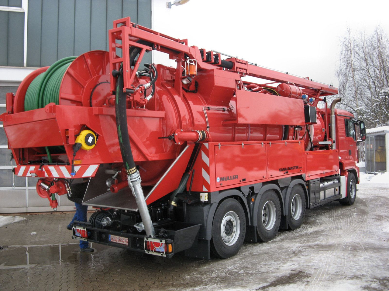 MAN TGS 35.540 8x4 Müller 16m³ WRG + 800 meter HD - Vacuum truck: picture 3 MAN TGS 35.540 8x4 Müller 16m³ WRG + 800 meter HD - Vacuum truck: picture 3