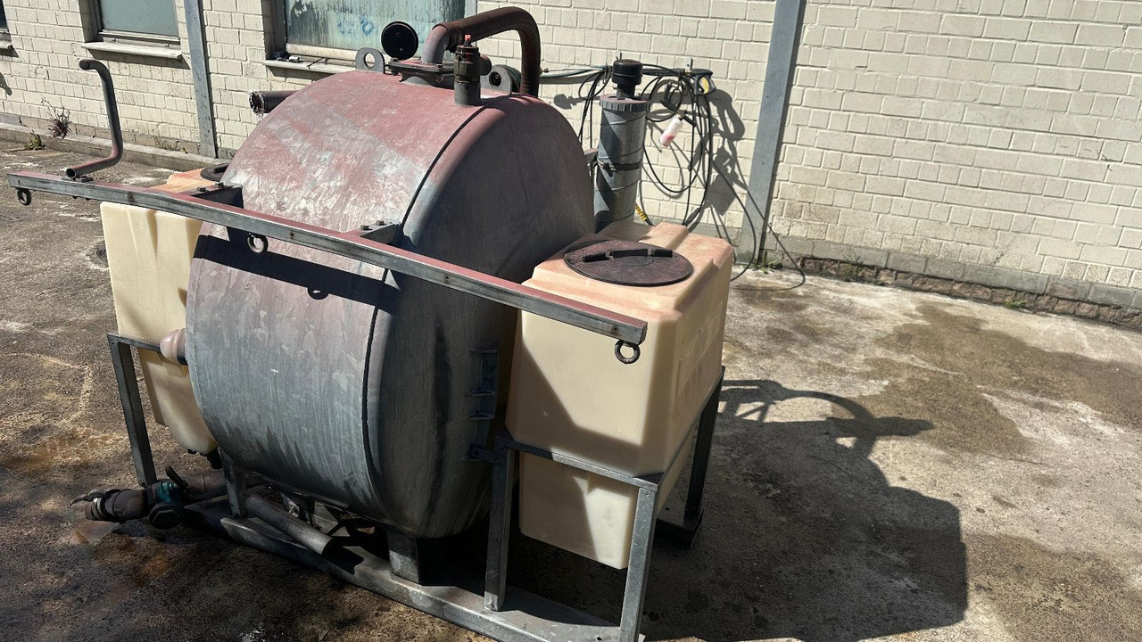 Saug-Druck fass Flexi + 2 Frisch-Wassertaschen - Vacuum truck: picture 2 Saug-Druck fass Flexi + 2 Frisch-Wassertaschen - Vacuum truck: picture 2