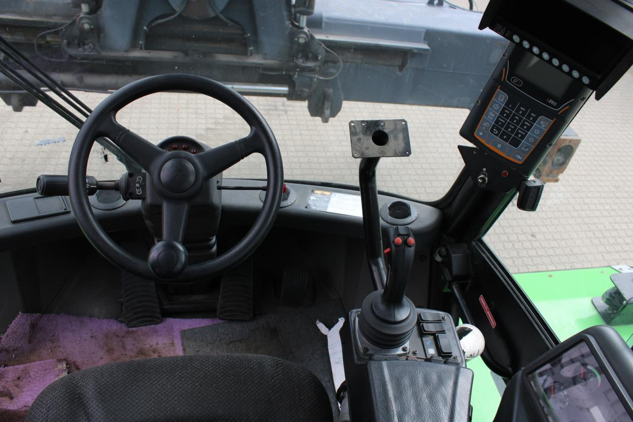 Hyster RS46-41L CH - Reach stacker: picture 4 Hyster RS46-41L CH - Reach stacker: picture 4