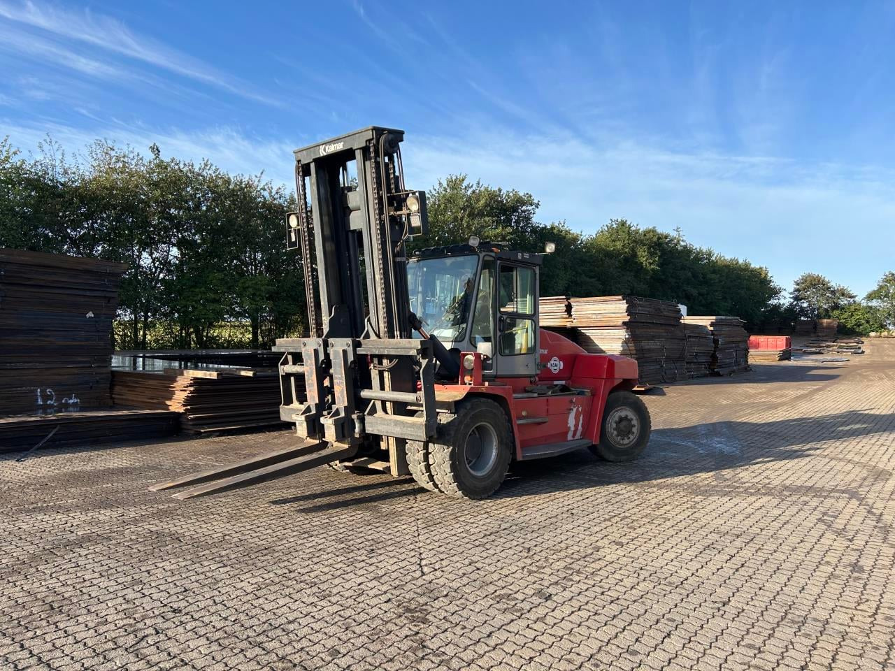 Kalmar DCE160-6 - Diesel forklift: picture 2 Kalmar DCE160-6 - Diesel forklift: picture 2