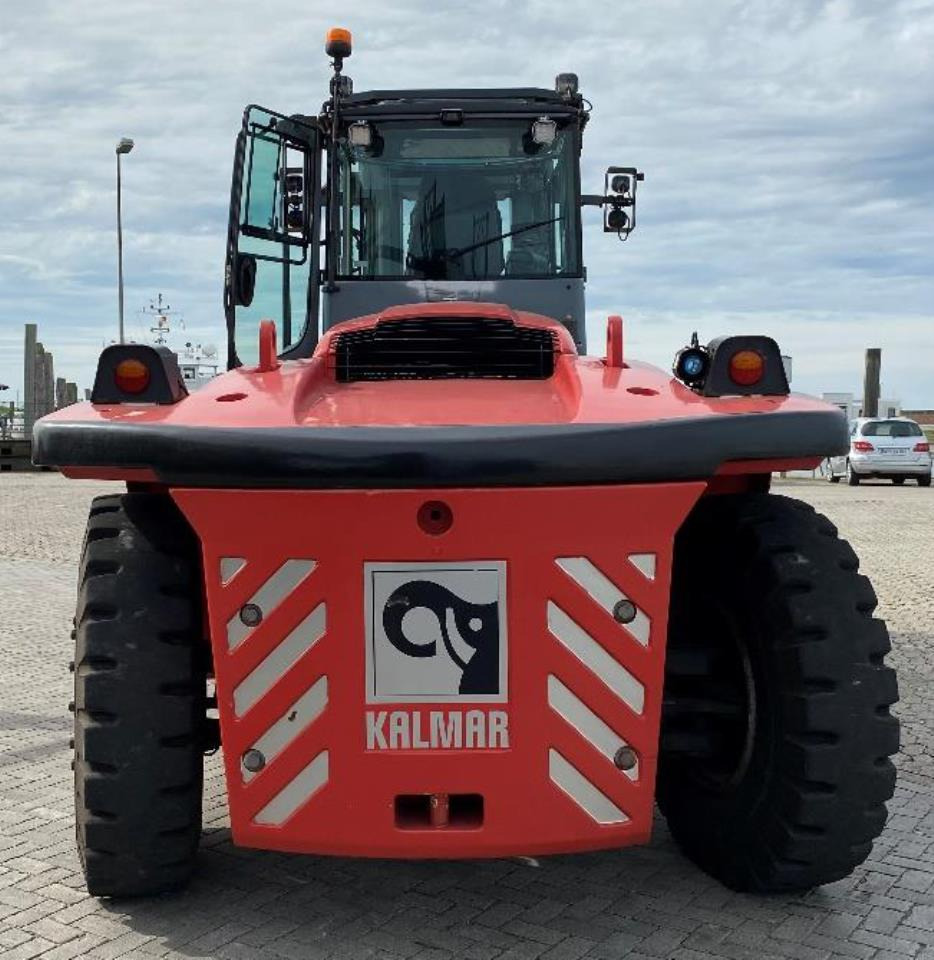 Kalmar DCG250-12 - Diesel forklift: picture 3 Kalmar DCG250-12 - Diesel forklift: picture 3