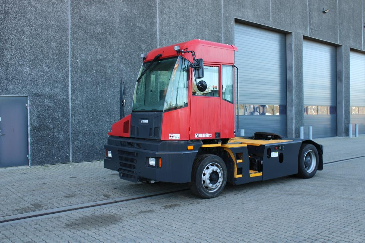 Kalmar T2I 4X2 - Terminal tractor: picture 2 Kalmar T2I 4X2 - Terminal tractor: picture 2