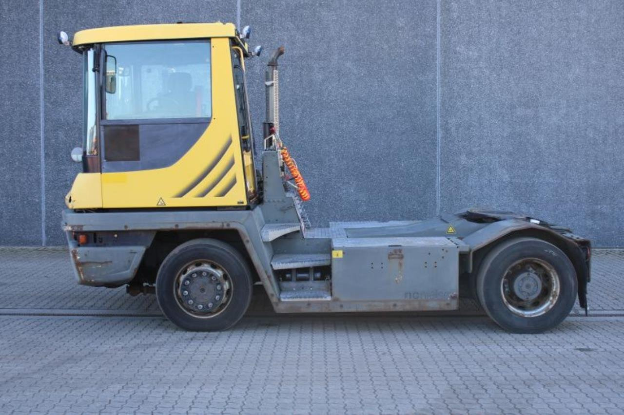 Terberg RT223 - Terminal tractor: picture 1 Terberg RT223 - Terminal tractor: picture 1