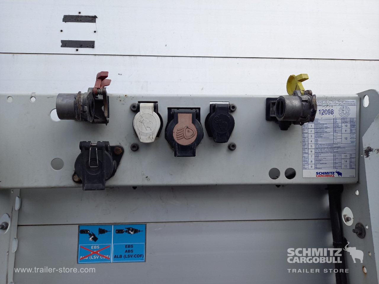 SCHMITZ Auflieger Curtainsider Mega - Curtainsider semi-trailer: picture 4 SCHMITZ Auflieger Curtainsider Mega - Curtainsider semi-trailer: picture 4