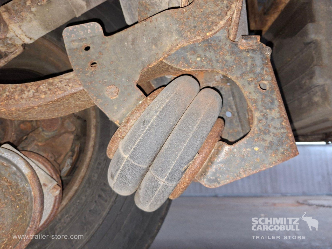 SCHMITZ Auflieger Tiefkühler Multitemp Double deck - Isothermal semi-trailer: picture 2 SCHMITZ Auflieger Tiefkühler Multitemp Double deck - Isothermal semi-trailer: picture 2