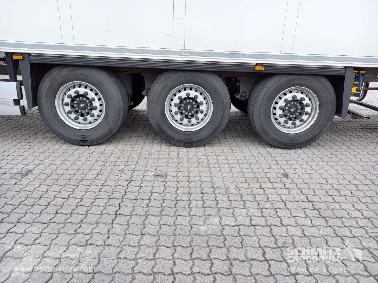 SCHMITZ Auflieger Tiefkühler Standard Double deck - Isothermal semi-trailer: picture 2 SCHMITZ Auflieger Tiefkühler Standard Double deck - Isothermal semi-trailer: picture 2