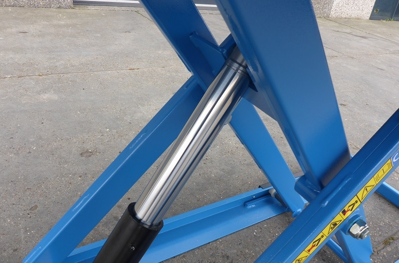 Workshop equipment ASM0705H quad bike lift - 1.30 meter wide table and ramp: picture 6