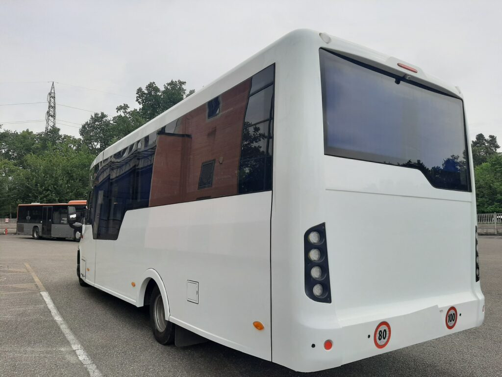 N.1 IVECO INDCAR MOBI – Anno 2015 - Coach: picture 5 N.1 IVECO INDCAR MOBI – Anno 2015 - Coach: picture 5