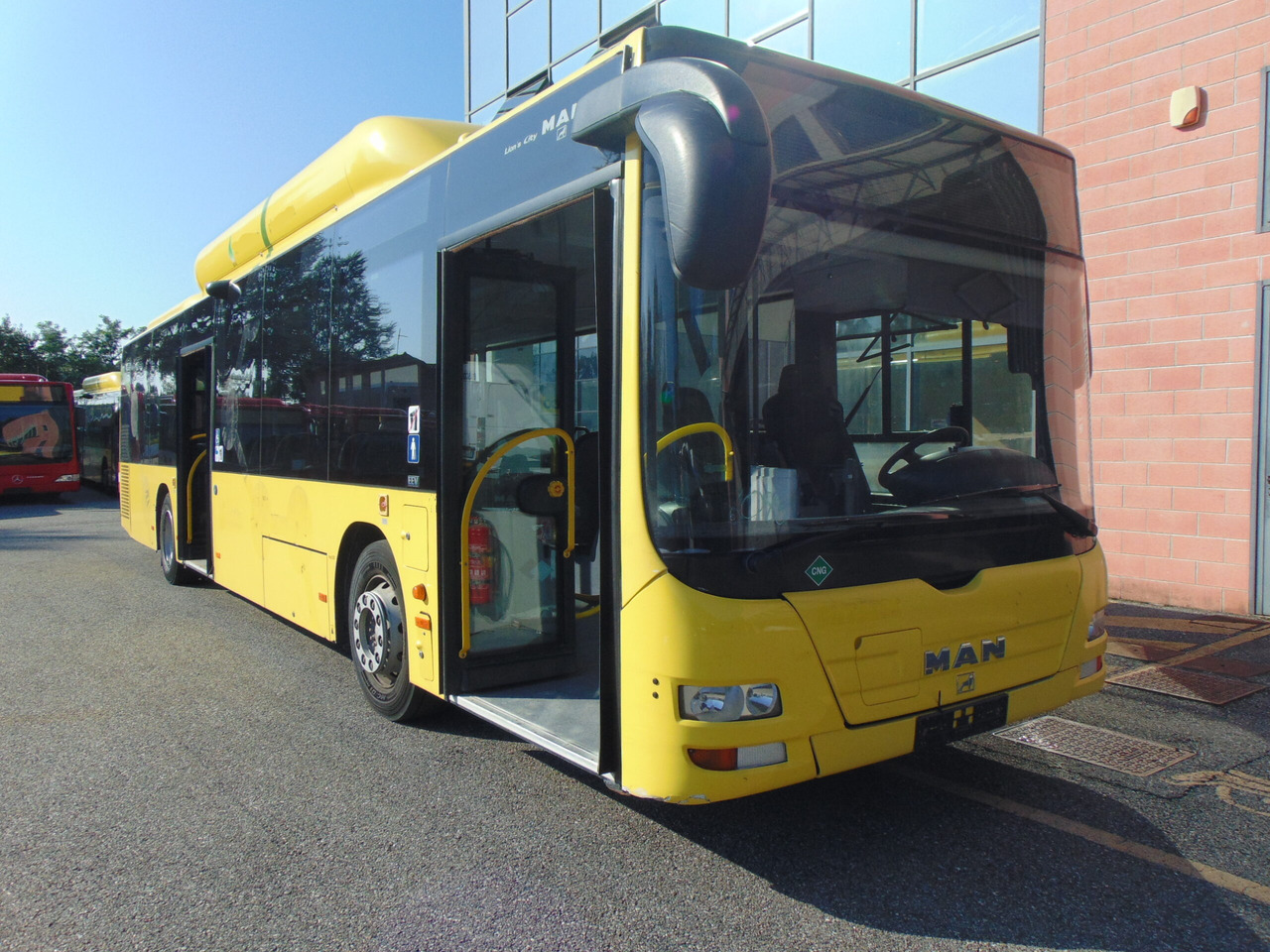 N.2 MAN A21 CNG – Anno 2010 - City bus: picture 1 N.2 MAN A21 CNG – Anno 2010 - City bus: picture 1