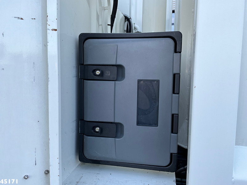 Garbage truck DAF FAN LF 220 Euro 6 Bekker LaGram Glaswagen: picture 16