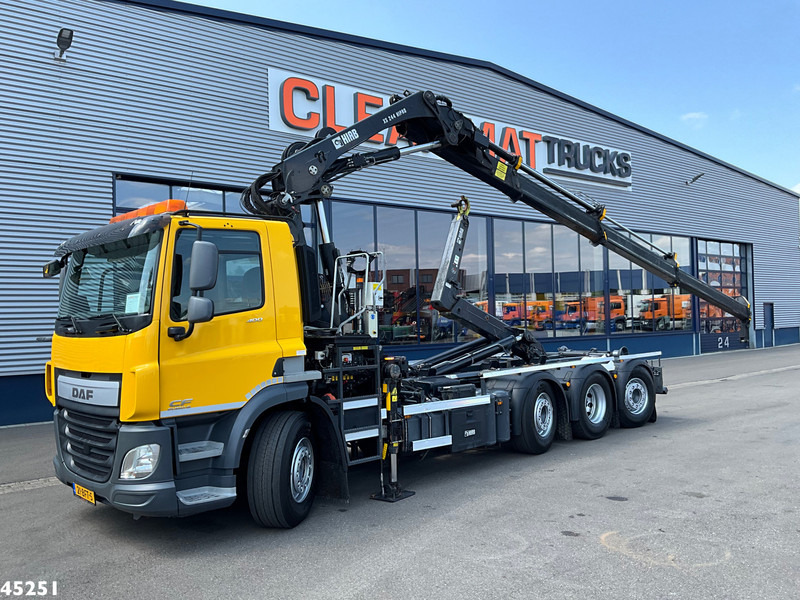 DAF FAQ СF 400 8x2 Euro 6 Hiab 24 Tonmeter laadkraan Just 147.273 km! - Hook lift truck, Crane truck: picture 1 DAF FAQ СF 400 8x2 Euro 6 Hiab 24 Tonmeter laadkraan Just 147.273 km! - Hook lift truck, Crane truck: picture 1