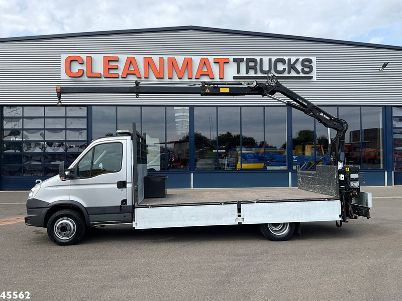 Iveco Daily 70C17 Hiab 3 Tonmeter laadkraan Just 38.461 Km! - Crane truck: picture 2 Iveco Daily 70C17 Hiab 3 Tonmeter laadkraan Just 38.461 Km! - Crane truck: picture 2