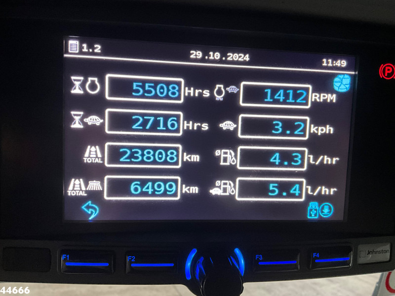 Johnston C202 Euro 6 Just 23.808 km! on lease Johnston C202 Euro 6 Just 23.808 km!: picture 12