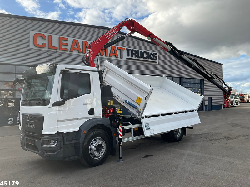 MAN TGM 18.320 Euro 6 Fassi 13 Tonmeter laadkraan NEW AND UNUSED! - Tipper, Crane truck: picture 4 MAN TGM 18.320 Euro 6 Fassi 13 Tonmeter laadkraan NEW AND UNUSED! - Tipper, Crane truck: picture 4
