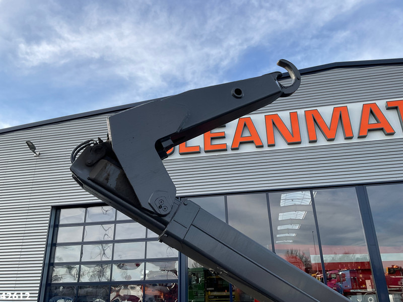 Hook lift truck, Crane truck MAN TGS 35.460 8x2 Euro 6 HMF 26 Tonmeter laadkraan: picture 8