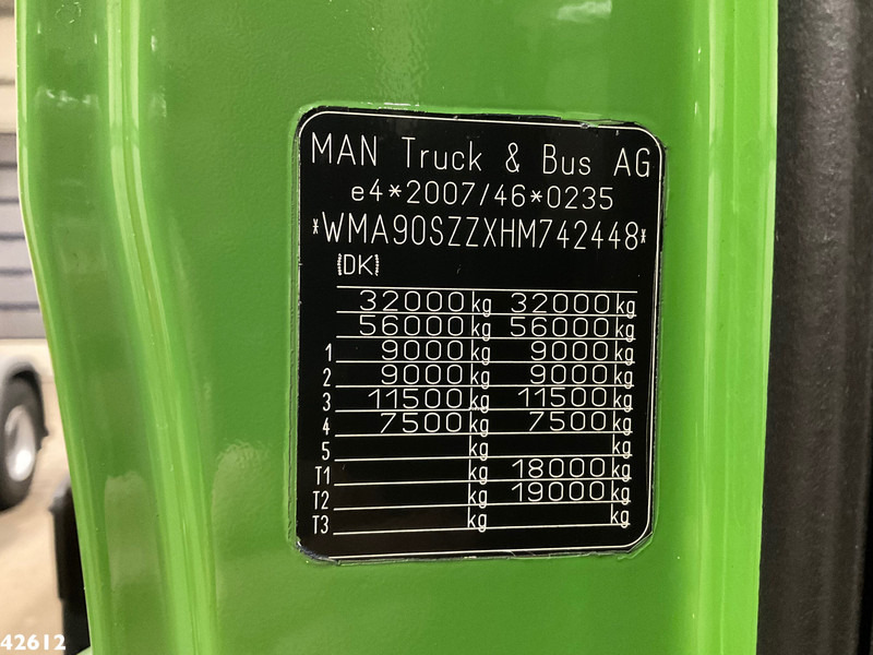 Hook lift truck, Crane truck MAN TGS 35.460 8x2 Euro 6 HMF 26 Tonmeter laadkraan: picture 19