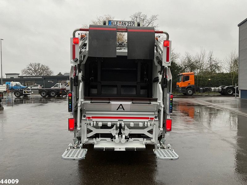 Mitsubishi Canter 9C18 Zoeller 7m³ - Garbage truck: picture 5 Mitsubishi Canter 9C18 Zoeller 7m³ - Garbage truck: picture 5