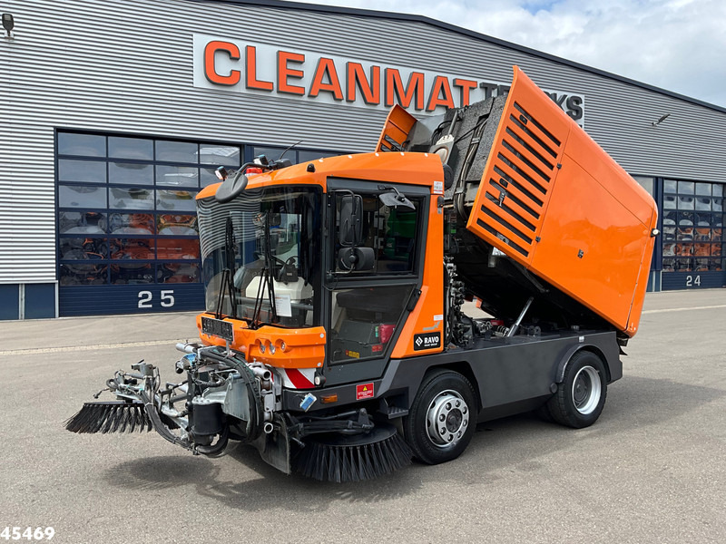 Ravo 5-Serie 560 with 3-rd brush - Road sweeper: picture 1 Ravo 5-Serie 560 with 3-rd brush - Road sweeper: picture 1