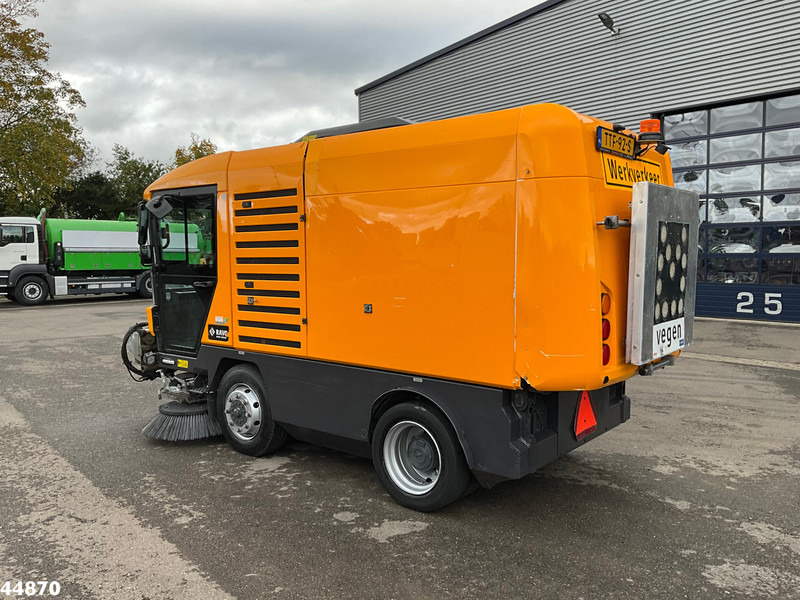 Ravo 540 with 3-rd brush - Road sweeper: picture 4 Ravo 540 with 3-rd brush - Road sweeper: picture 4