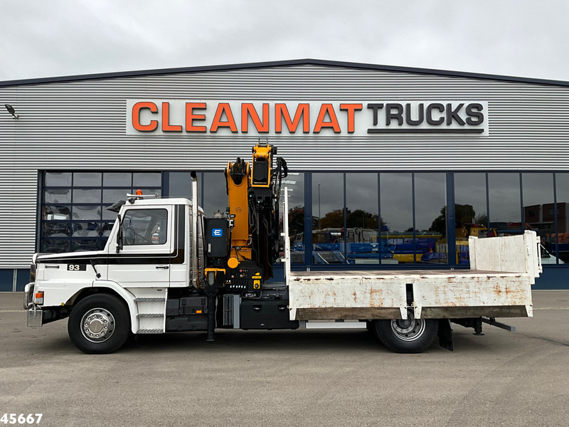 Scania T 93 4x2 Kipper met 31 Tonmeter laadkraan (bj 2005) + Fly-JIb! Just 118.736 km! - Tipper, Crane truck: picture 3 Scania T 93 4x2 Kipper met 31 Tonmeter laadkraan (bj 2005) + Fly-JIb! Just 118.736 km! - Tipper, Crane truck: picture 3