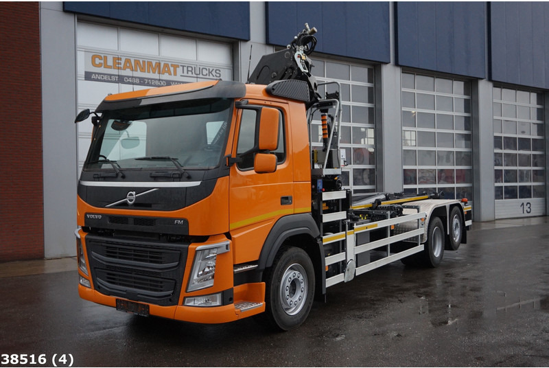 Volvo FM 410 HMF 21 Tonmeter laadkraan - Hook lift truck, Crane truck: picture 2 Volvo FM 410 HMF 21 Tonmeter laadkraan - Hook lift truck, Crane truck: picture 2