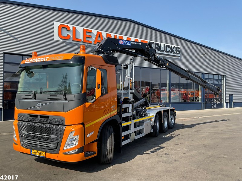 Volvo FM 420 8x2 HMF 28 Tonmeter laadkraan - Hook lift truck, Crane truck: picture 1 Volvo FM 420 8x2 HMF 28 Tonmeter laadkraan - Hook lift truck, Crane truck: picture 1