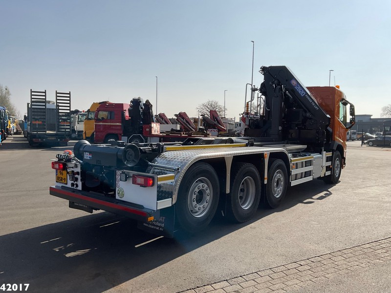 Volvo FM 420 8x2 HMF 28 Tonmeter laadkraan - Hook lift truck, Crane truck: picture 4 Volvo FM 420 8x2 HMF 28 Tonmeter laadkraan - Hook lift truck, Crane truck: picture 4