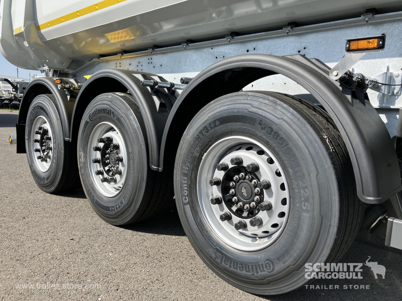 SCHMITZ Auflieger Kipper Stahlrundmulde 29m³ - Tipper semi-trailer: picture 2 SCHMITZ Auflieger Kipper Stahlrundmulde 29m³ - Tipper semi-trailer: picture 2