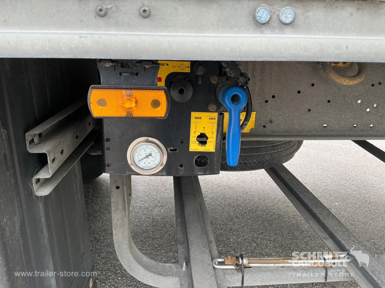 SCHMITZ Dryfreight Standard - Closed box semi-trailer: picture 5 SCHMITZ Dryfreight Standard - Closed box semi-trailer: picture 5