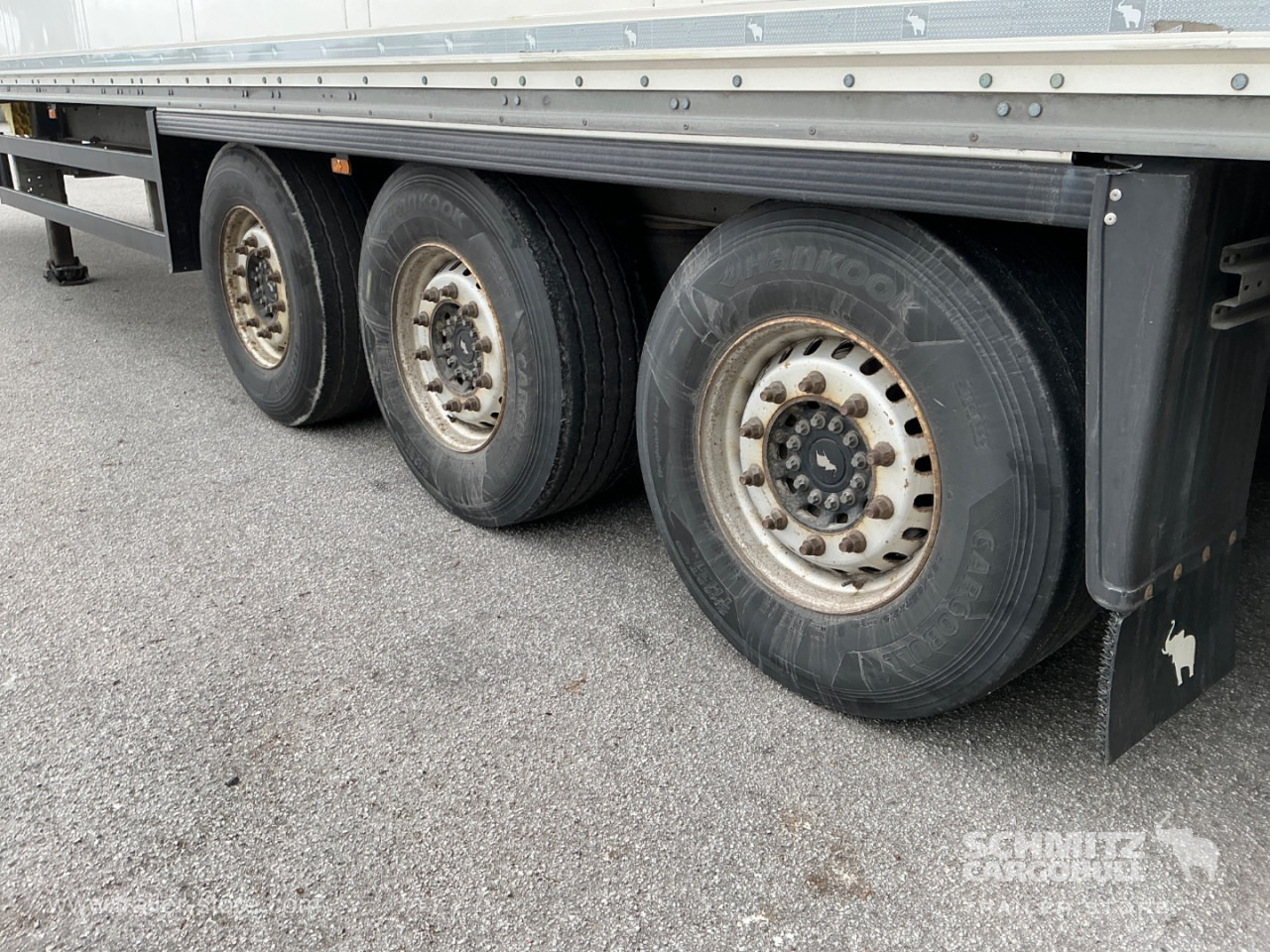 SCHMITZ Dryfreight Standard - Closed box semi-trailer: picture 4 SCHMITZ Dryfreight Standard - Closed box semi-trailer: picture 4