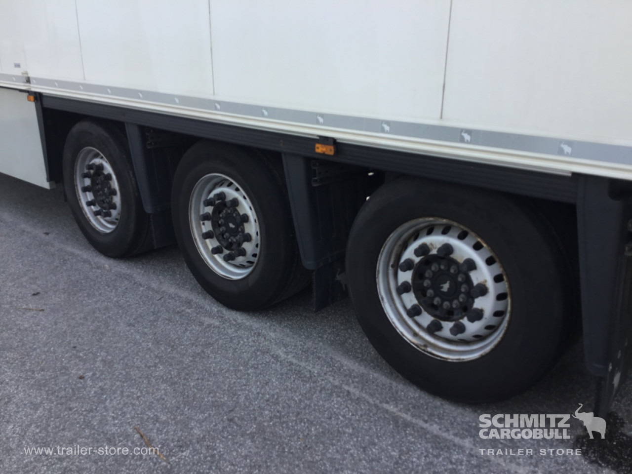 SCHMITZ Reefer Meat hanging system - Isothermal semi-trailer: picture 5 SCHMITZ Reefer Meat hanging system - Isothermal semi-trailer: picture 5