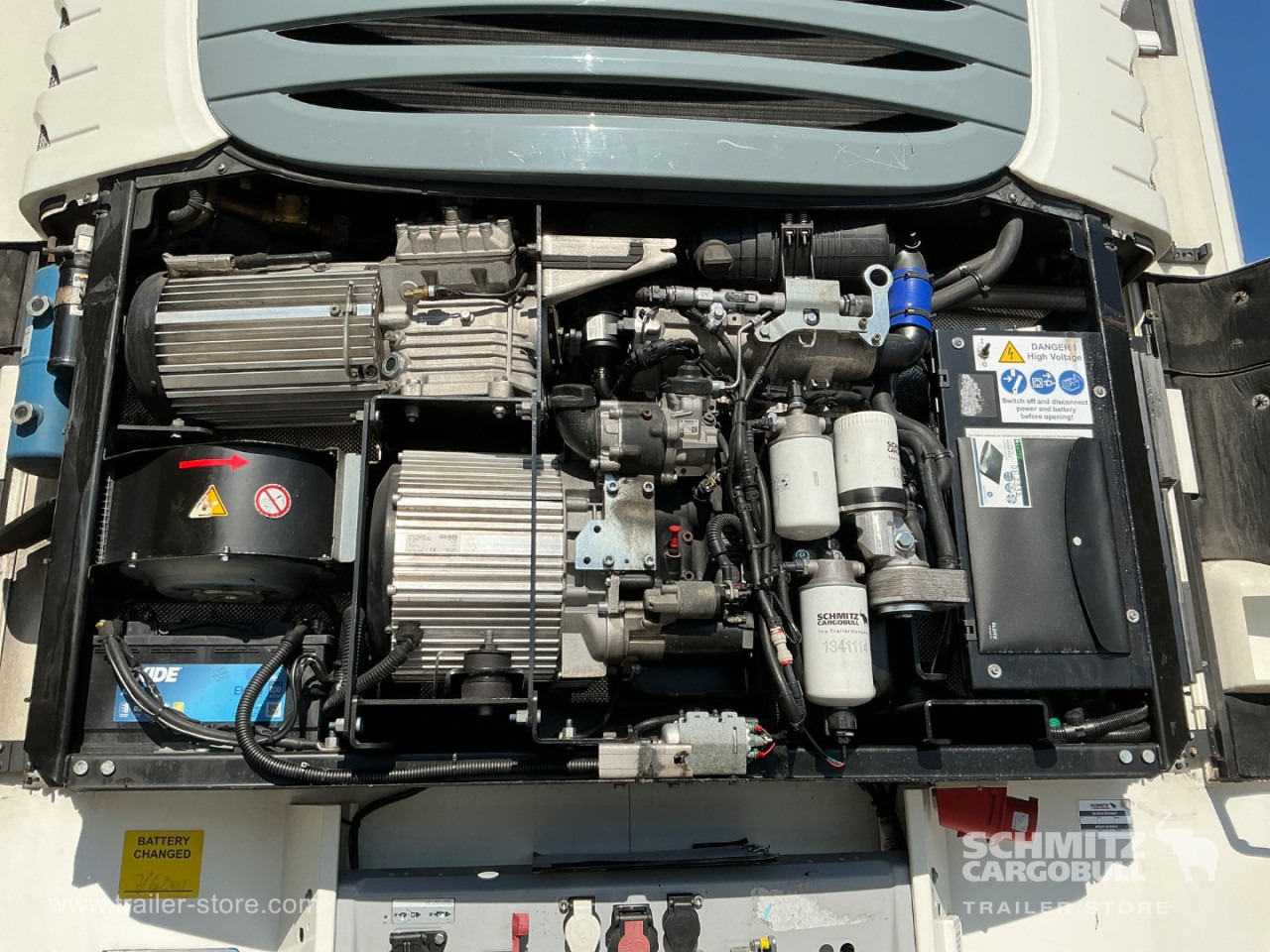 SCHMITZ Reefer Meat hanging system - Isothermal semi-trailer: picture 2 SCHMITZ Reefer Meat hanging system - Isothermal semi-trailer: picture 2