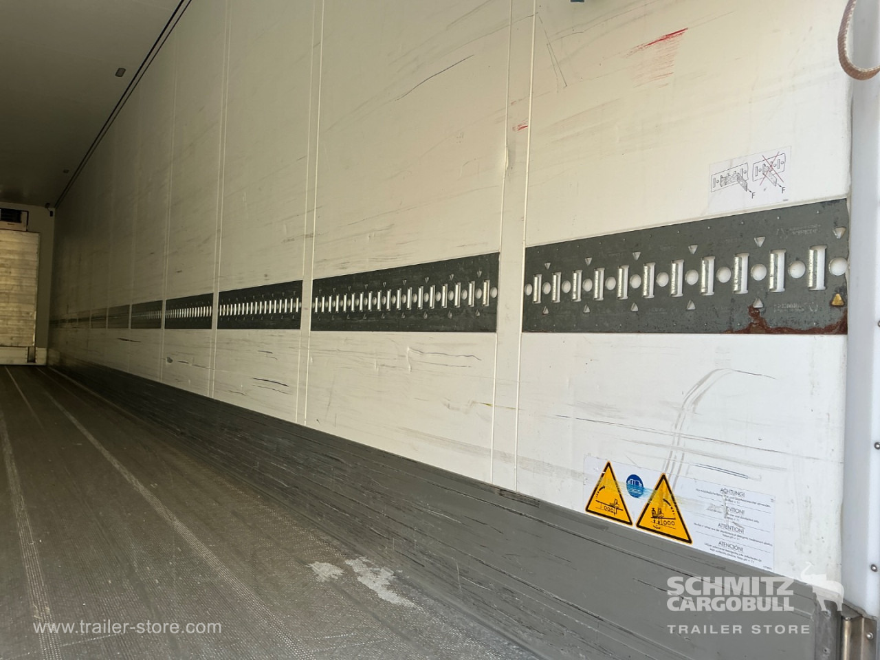 Isothermal semi-trailer SCHMITZ Reefer Standard: picture 6