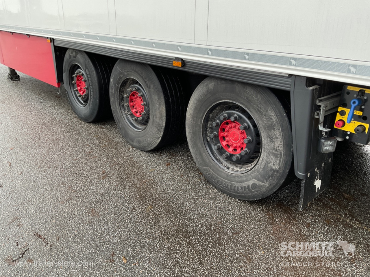 SCHMITZ Reefer Standard Taillift - Isothermal semi-trailer: picture 5 SCHMITZ Reefer Standard Taillift - Isothermal semi-trailer: picture 5