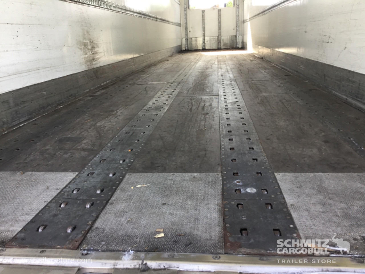 TALSON Dryfreight Mega - Closed box semi-trailer: picture 5 TALSON Dryfreight Mega - Closed box semi-trailer: picture 5