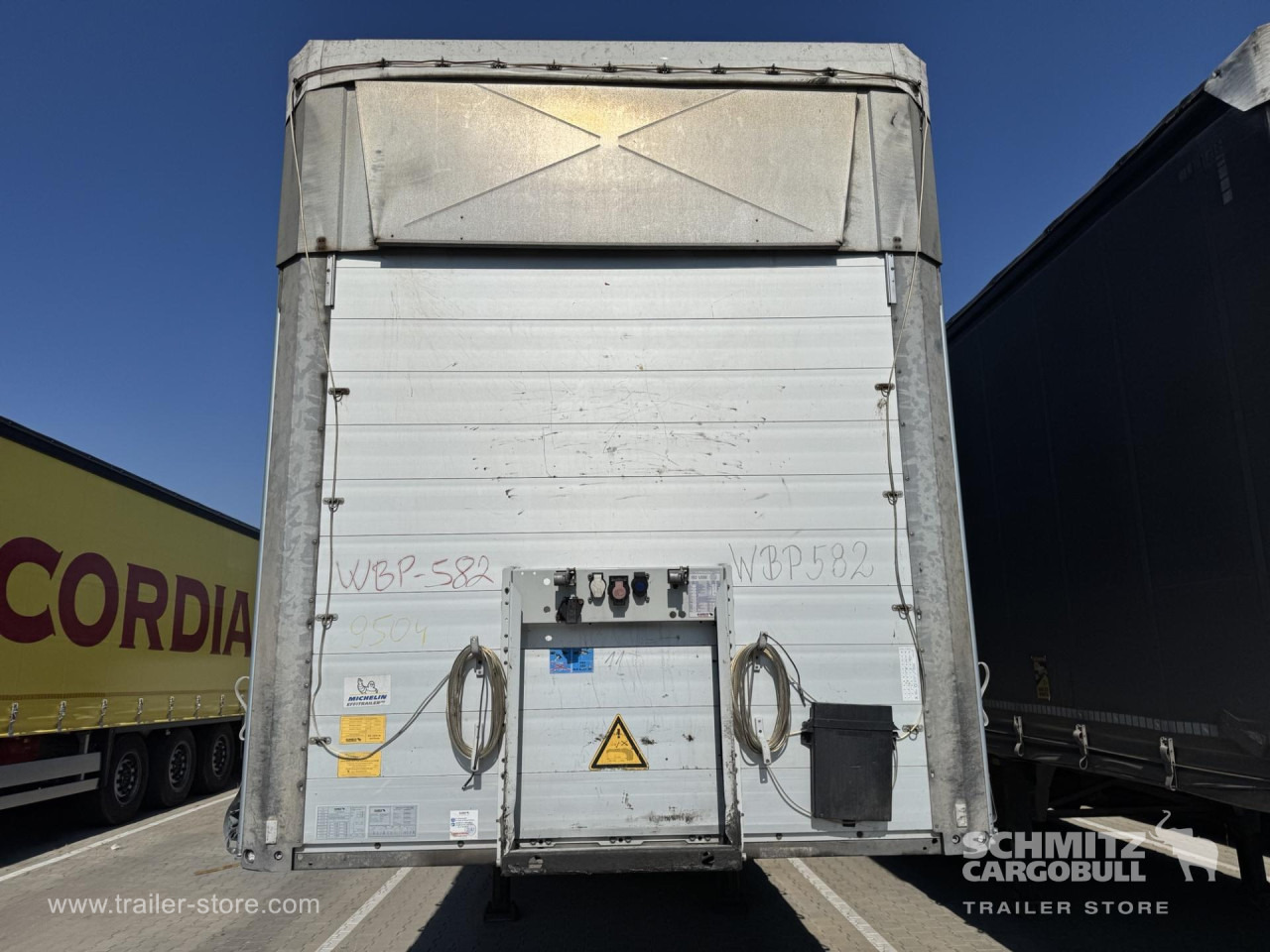SCHMITZ Curtainsider Mega - Curtainsider semi-trailer: picture 2 SCHMITZ Curtainsider Mega - Curtainsider semi-trailer: picture 2