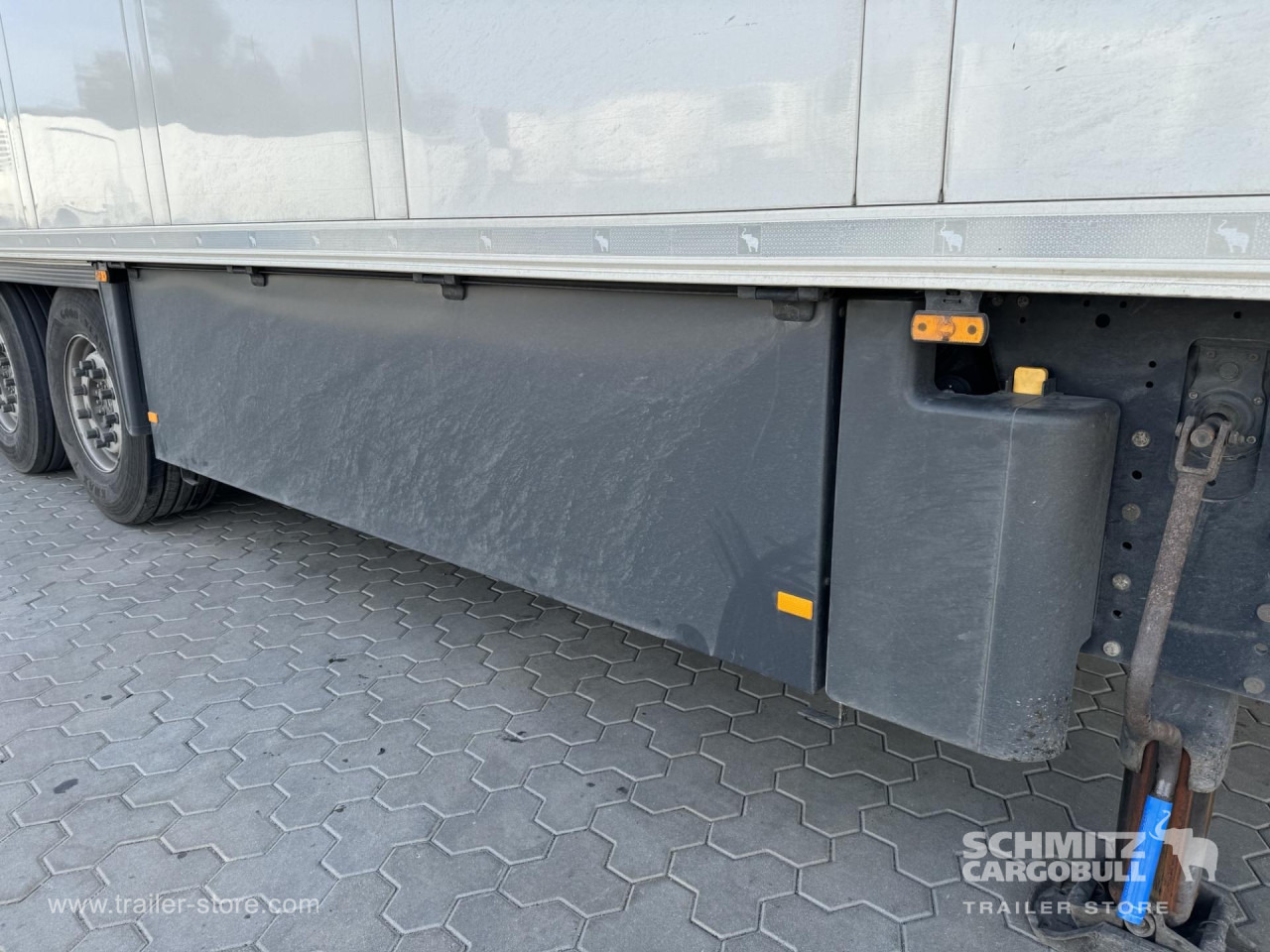 SCHMITZ Reefer Standard Double deck - Isothermal semi-trailer: picture 2 SCHMITZ Reefer Standard Double deck - Isothermal semi-trailer: picture 2