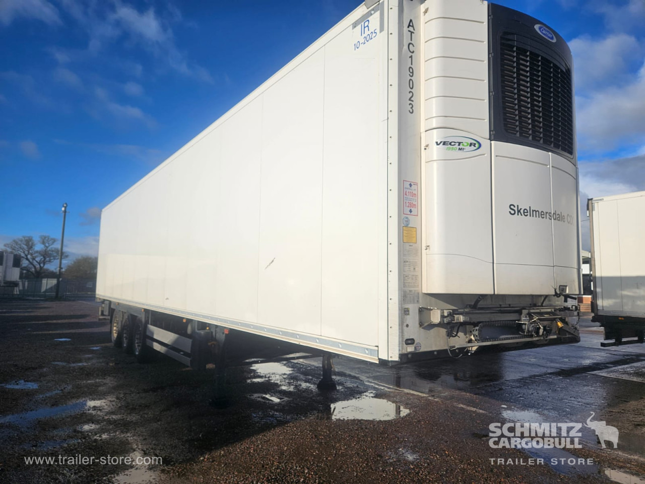 SCHMITZ Reefer Multitemp - Isothermal semi-trailer: picture 1 SCHMITZ Reefer Multitemp - Isothermal semi-trailer: picture 1
